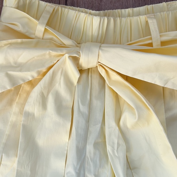 NWT Staud Women’s Yellow High-Rise Belted Shorts Size 0 - Picture 9 of 16